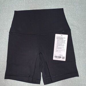 Lululemon NWT Align No Line™ High-Rise Short 6" size 4 Black